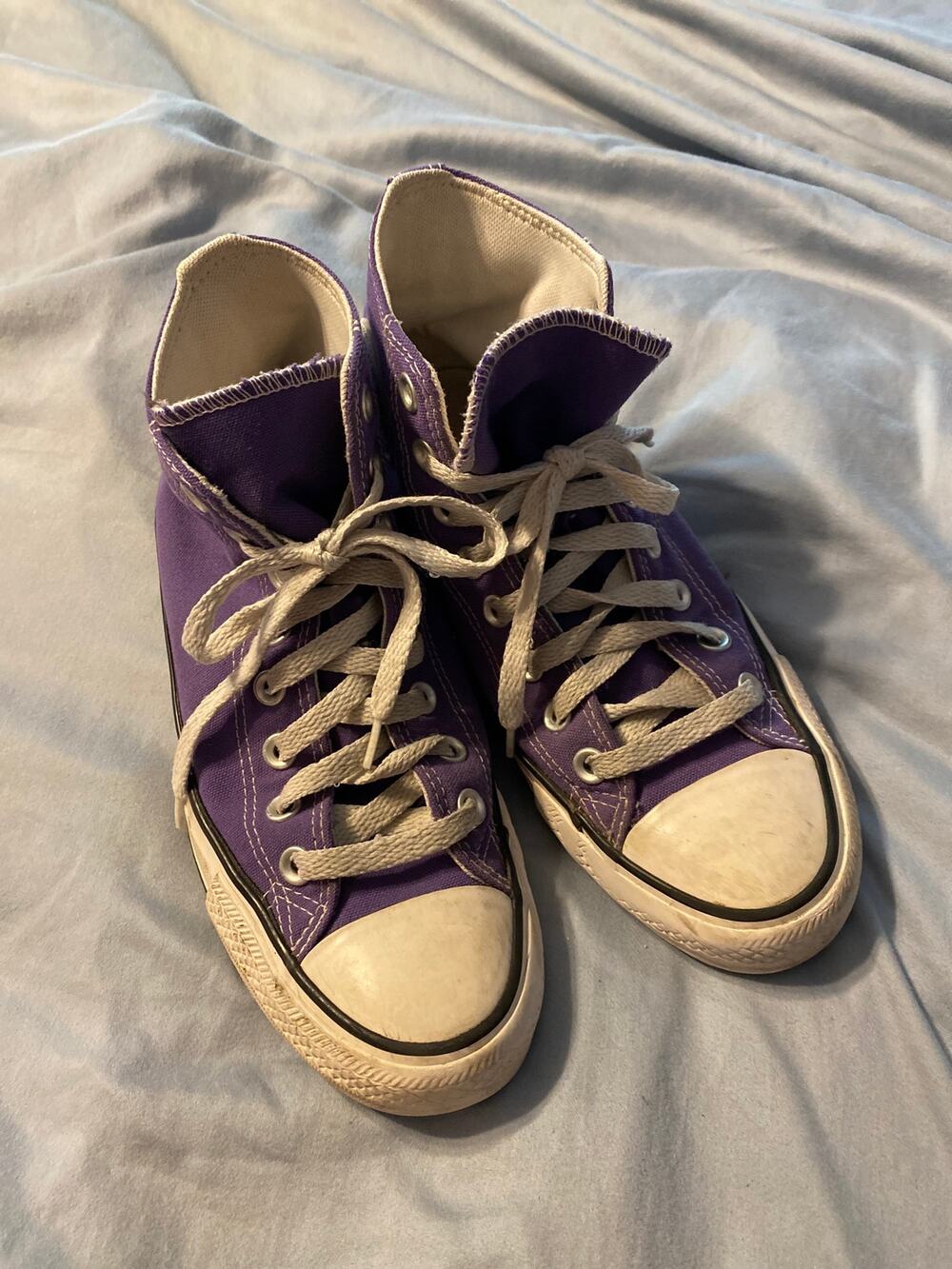 Converse Men's Size 6.5 Women's Size 8.5 Purple Hi Top Canvas Sneakers